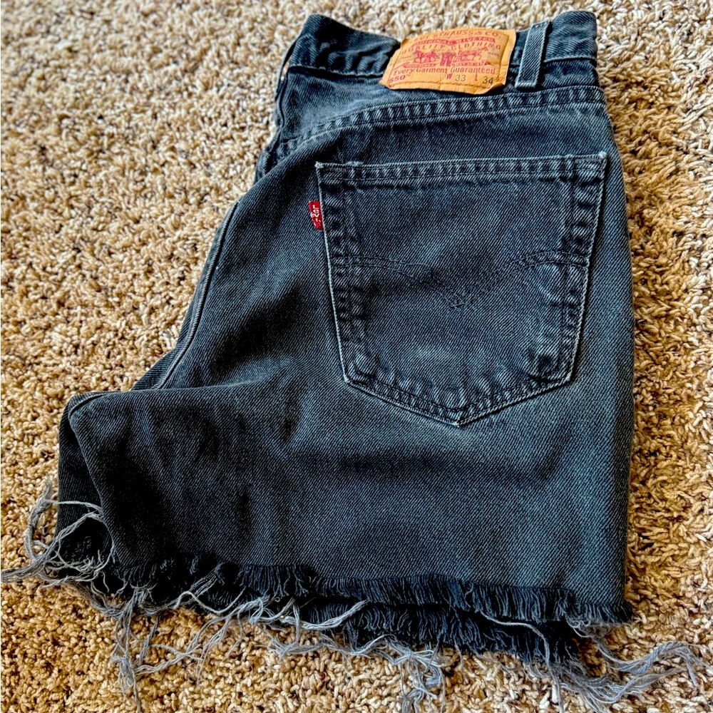 Levi Cut Off High Rise Shorts